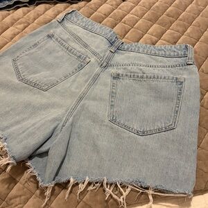 Hollister Curvy Relaxed Short